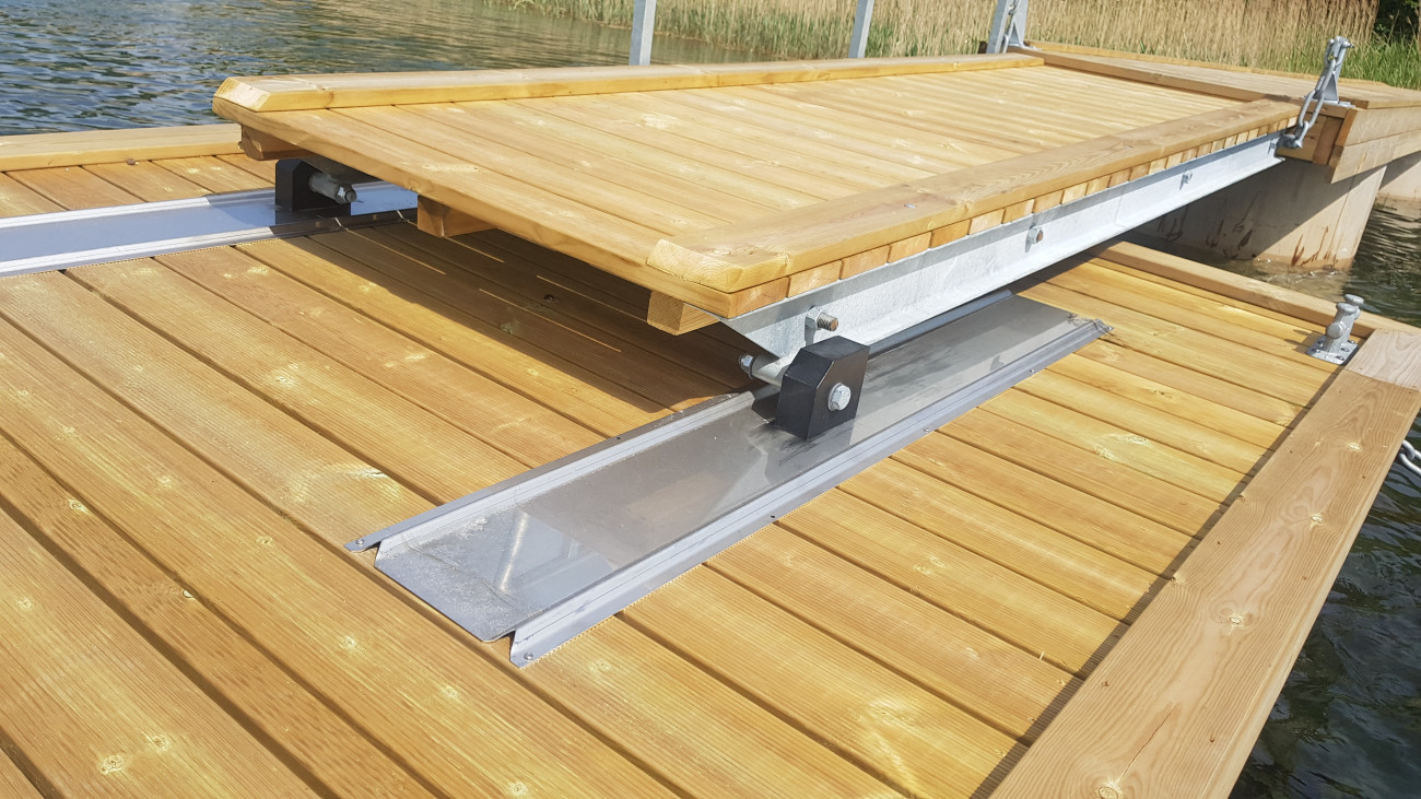 Glidekloss for gangvei i sort PEHD